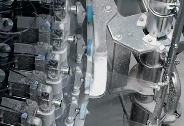 Nettoyage externe de remplisseuse EFC Nettoyage externe de remplisseuse EFC